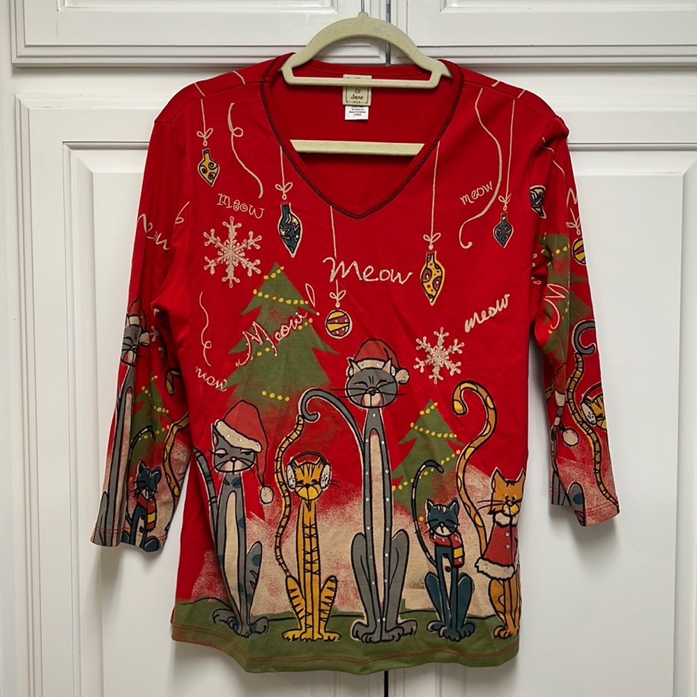 Jess & Jane Large cat top with 3/4 sleeves